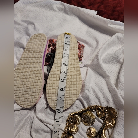 NWT BOW BACK FLIRTY WALKING VELCRO COMFORT SANDAL BOHO SIZE 8 - Picture 5 of 6